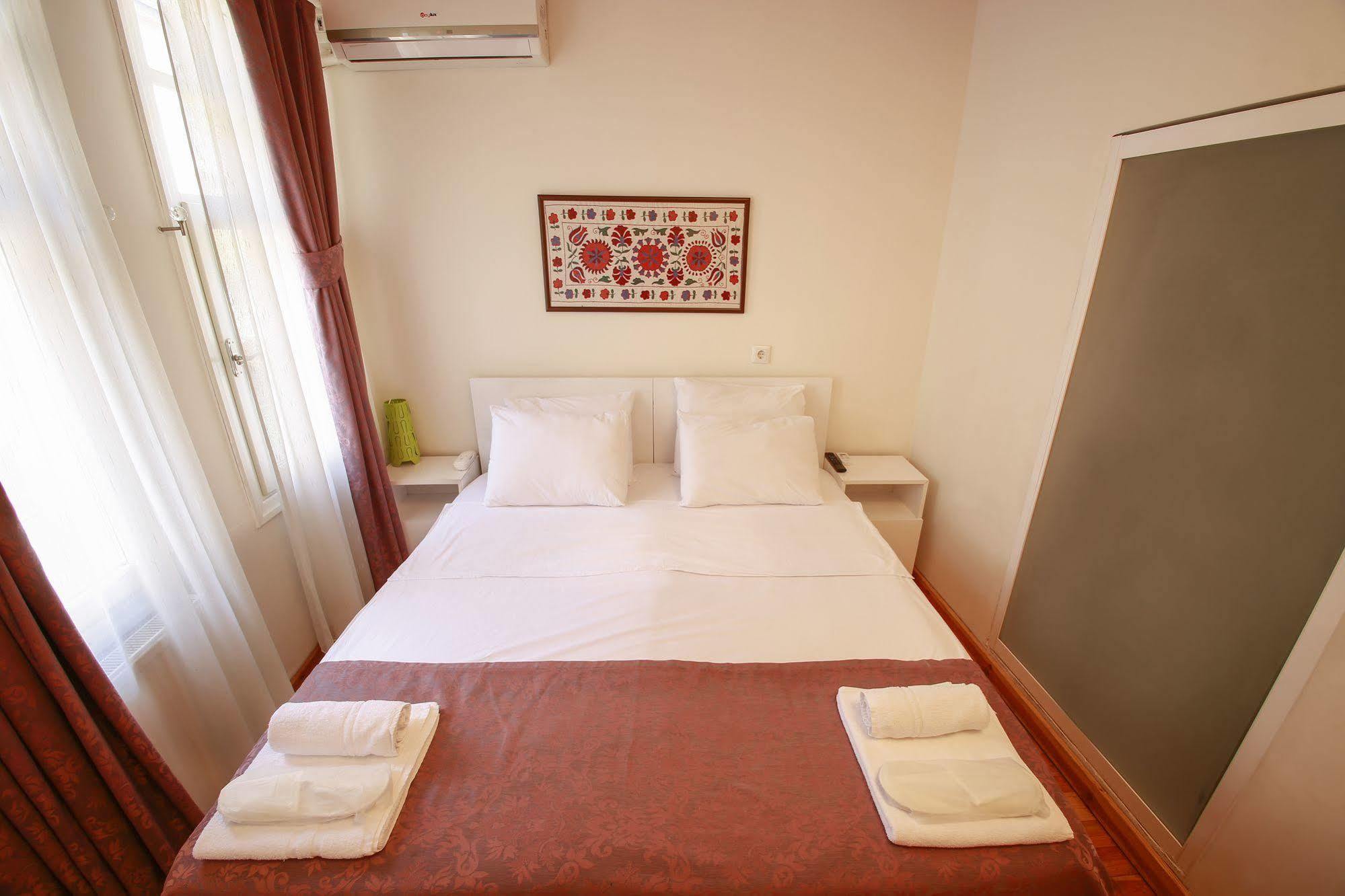 Lale Inn Ortakoey Istambul Exterior foto